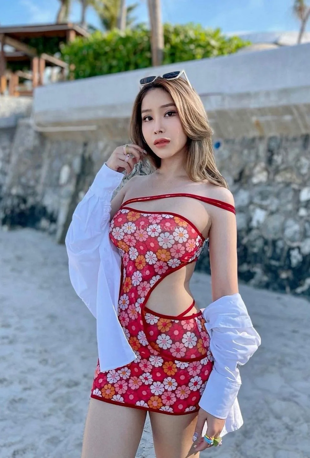 Mea - Escort Saint-Denis-de-Méré