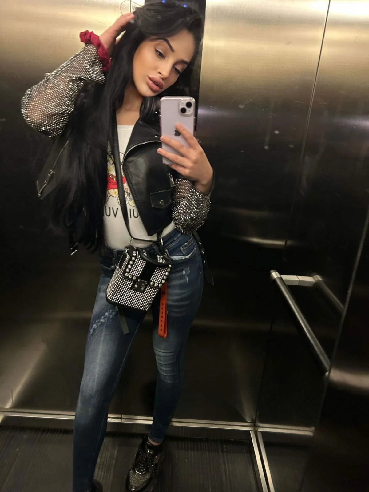 Simona Jolie Poupee - Escort Paris